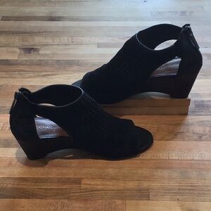 Donald J Pliner Jace Black Suede  Open Toe Wedge Heels.